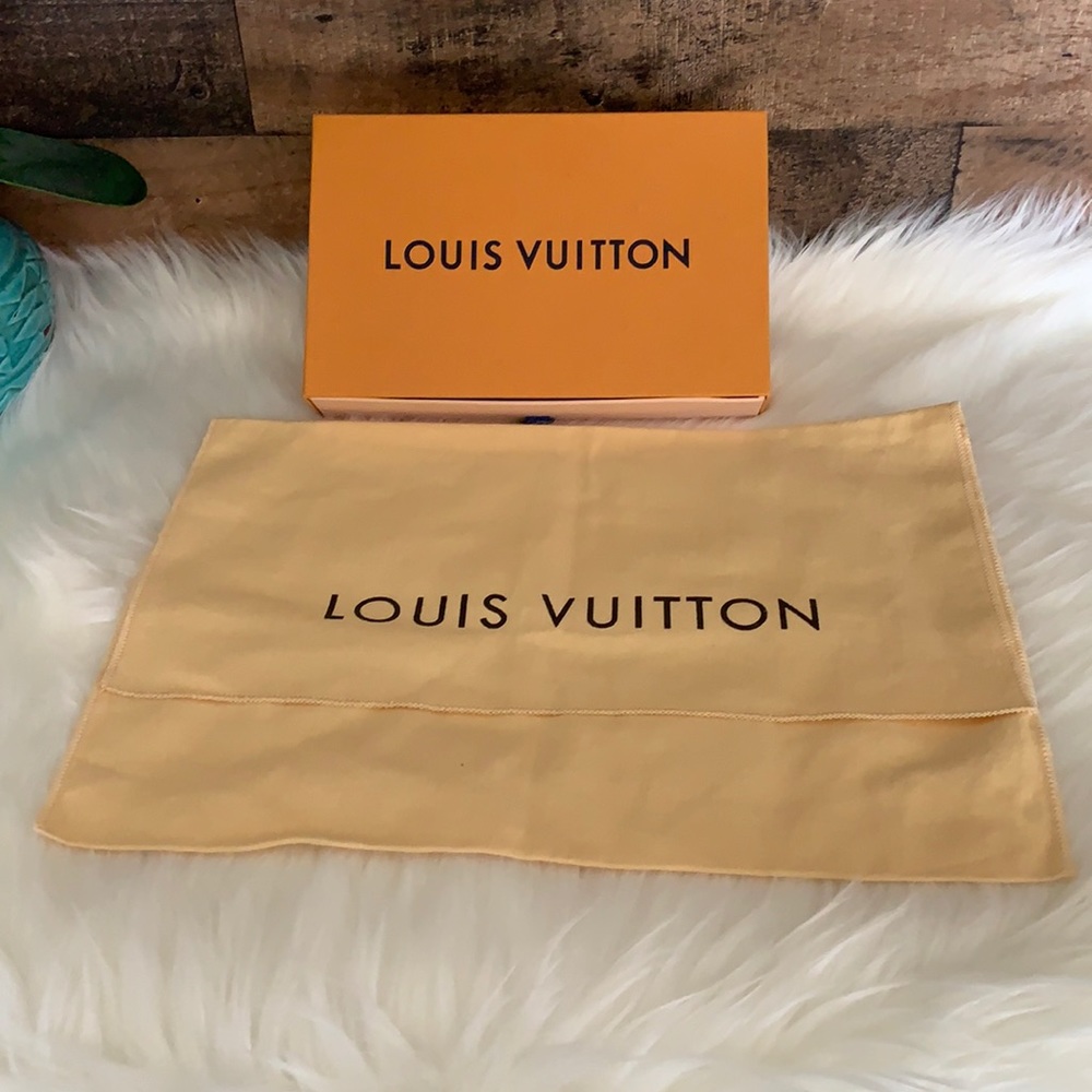Guarantee Authentic Preowned Lv Box And Dustbag - image 1
